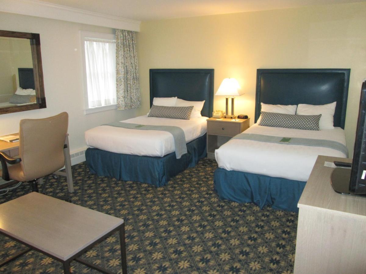 Middlebury Inn Bagian luar foto